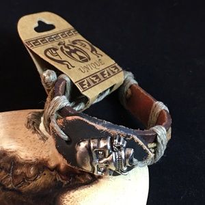 Unique Leather Skull Bracelet New